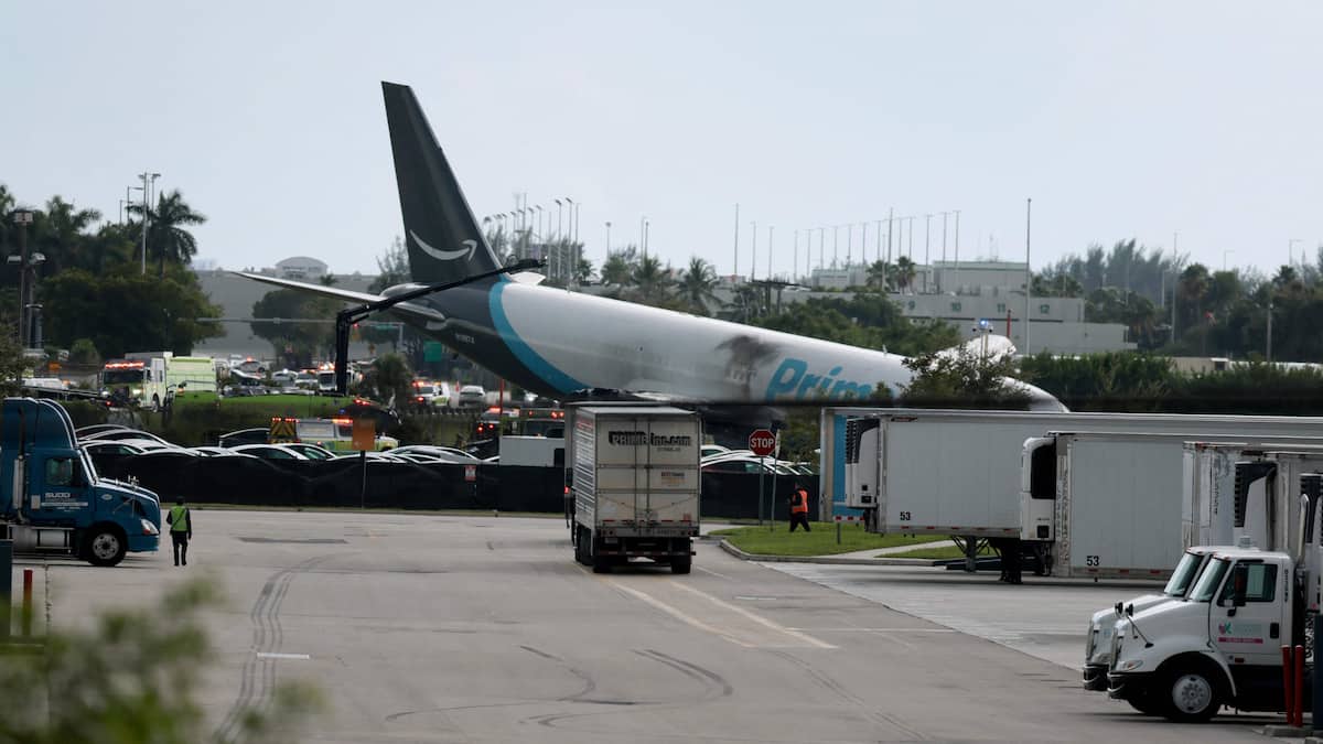 Un avion-cargo d’Amazon s’écrase à Miami