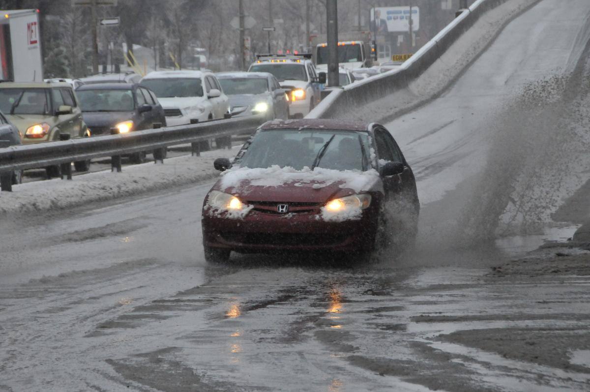 Le verglas perturbera les conditions routi&egrave;res d&rsquo;une bonne partie du Qu&eacute;bec