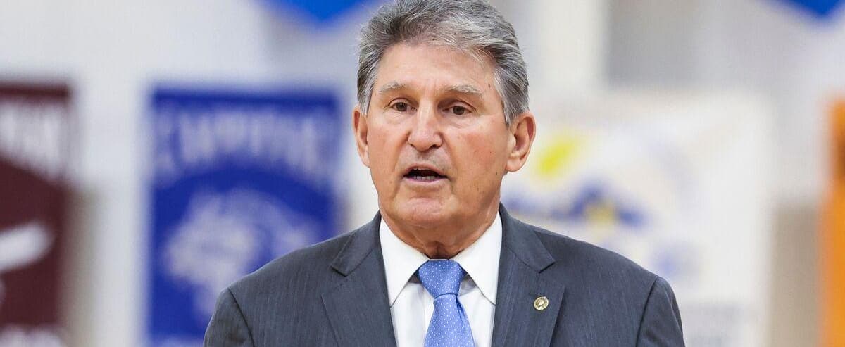 Il principale senatore democratico si oppone alla riforma elettorale di Biden Il principale senatore democratico si oppone alla riforma elettorale di Biden