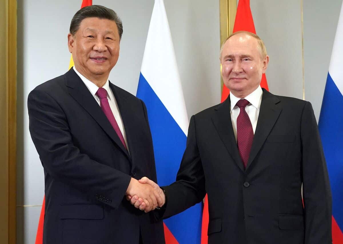 Poutine dit attendre Xi Jinping en Russie en octobre pour un sommet des BRICS