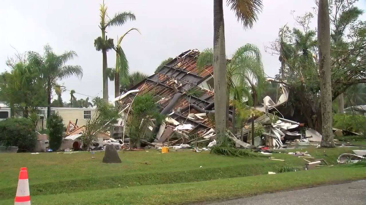 EN IMAGES | Des dizaines de maisons d&eacute;truites par des tornades en Floride