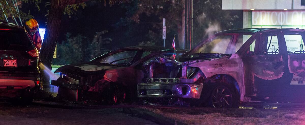 Deux véhicules incendiés à Repentigny