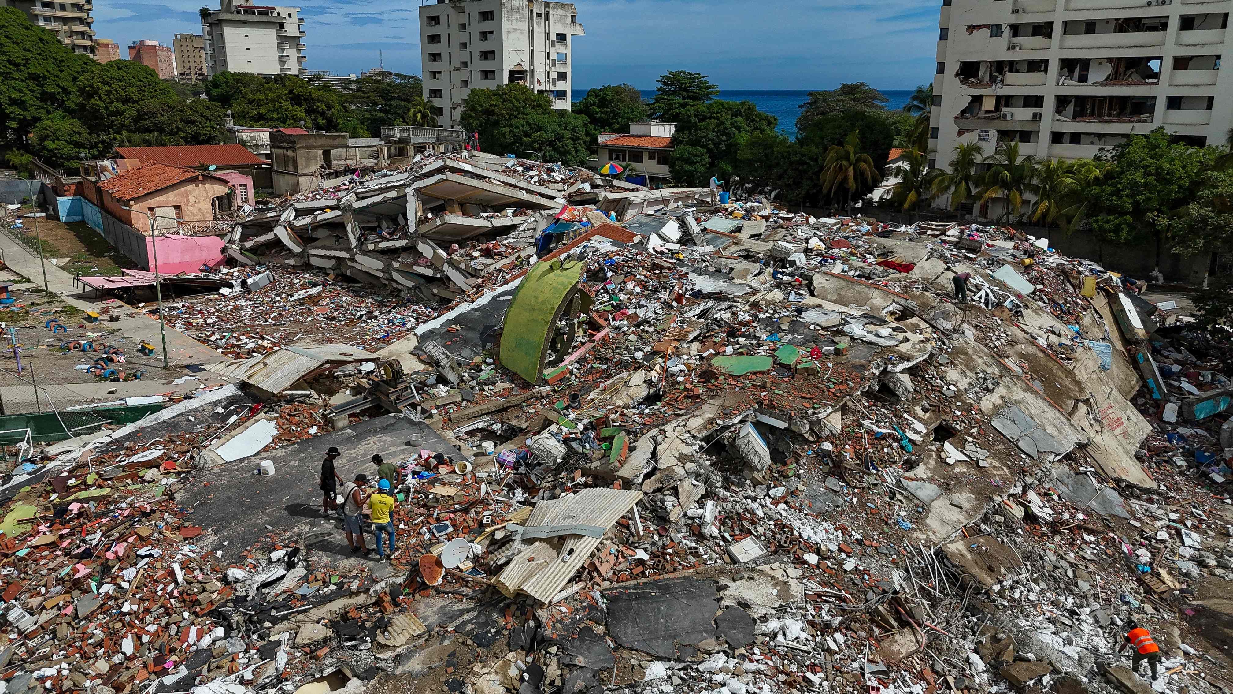 Séismes au Venezuela: nouveau bilan de 1943 morts, 10 500 blessés et plus de 6000 personnes secourues