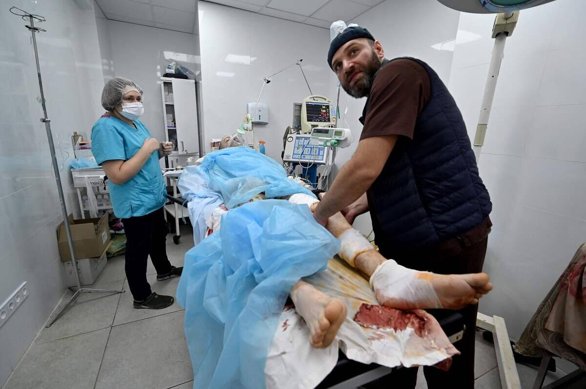 Des formations virtuelles faites au Qu&eacute;bec pour les travailleurs de la sant&eacute; ukrainiens