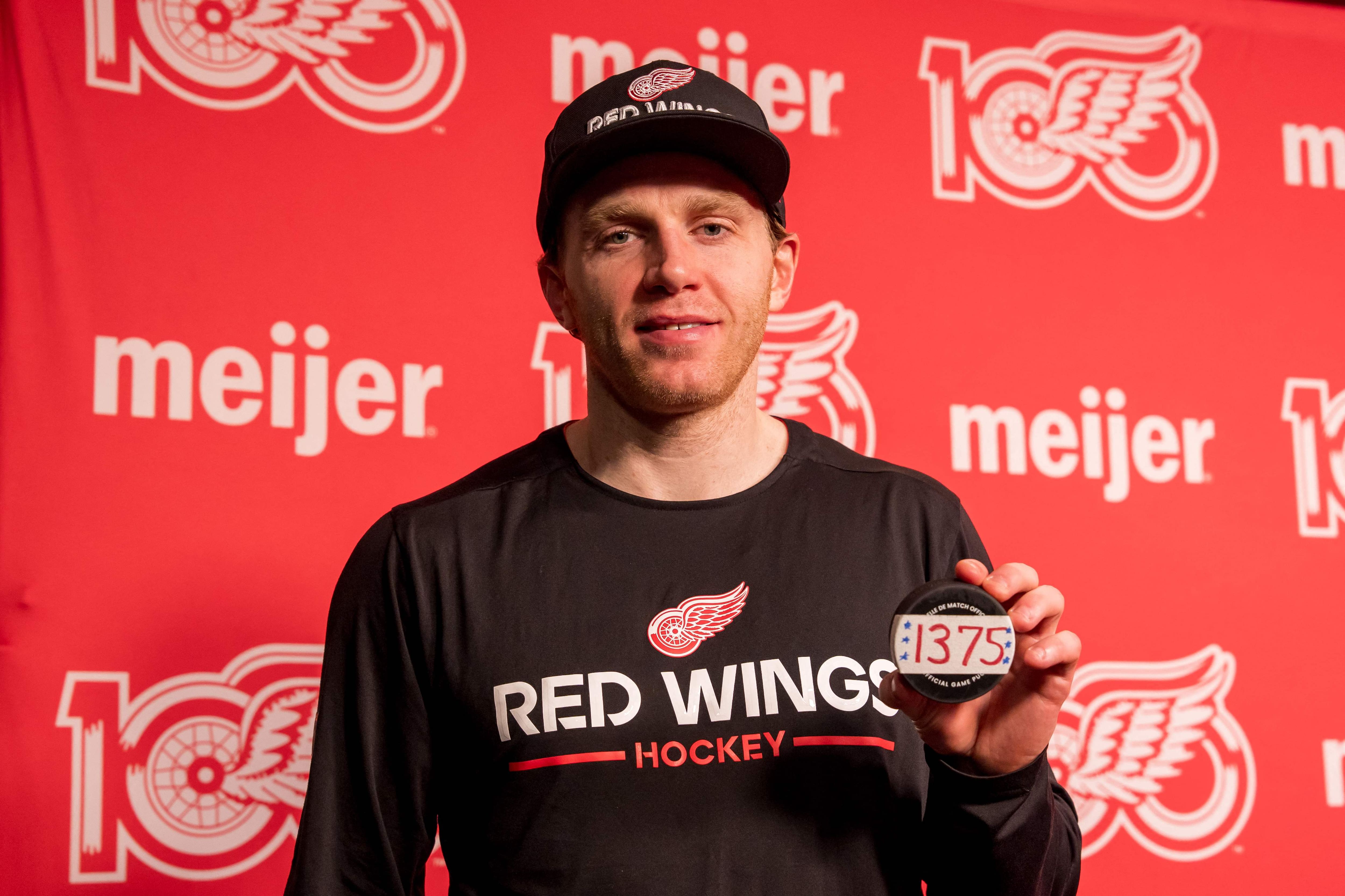 Patrick Kane établit le nouveau record américain dans la LNH