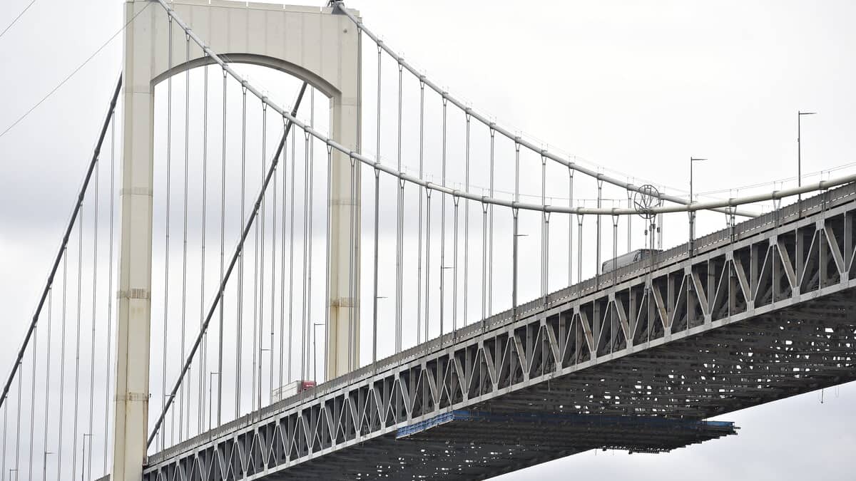 Pont Pierre-Laporte fermé 22h en 54 ans: l'argument de la «sécurité économique» est «mort», selon QS et le PQ