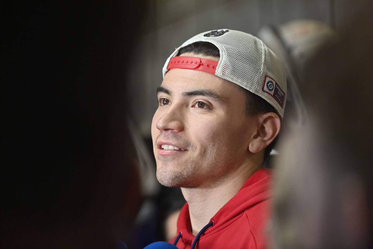 Entrevue de Nick Suzuki en fran&ccedil;ais: &laquo;C&rsquo;&eacute;tait plaisant de faire &ccedil;a pour nos partisans &raquo;