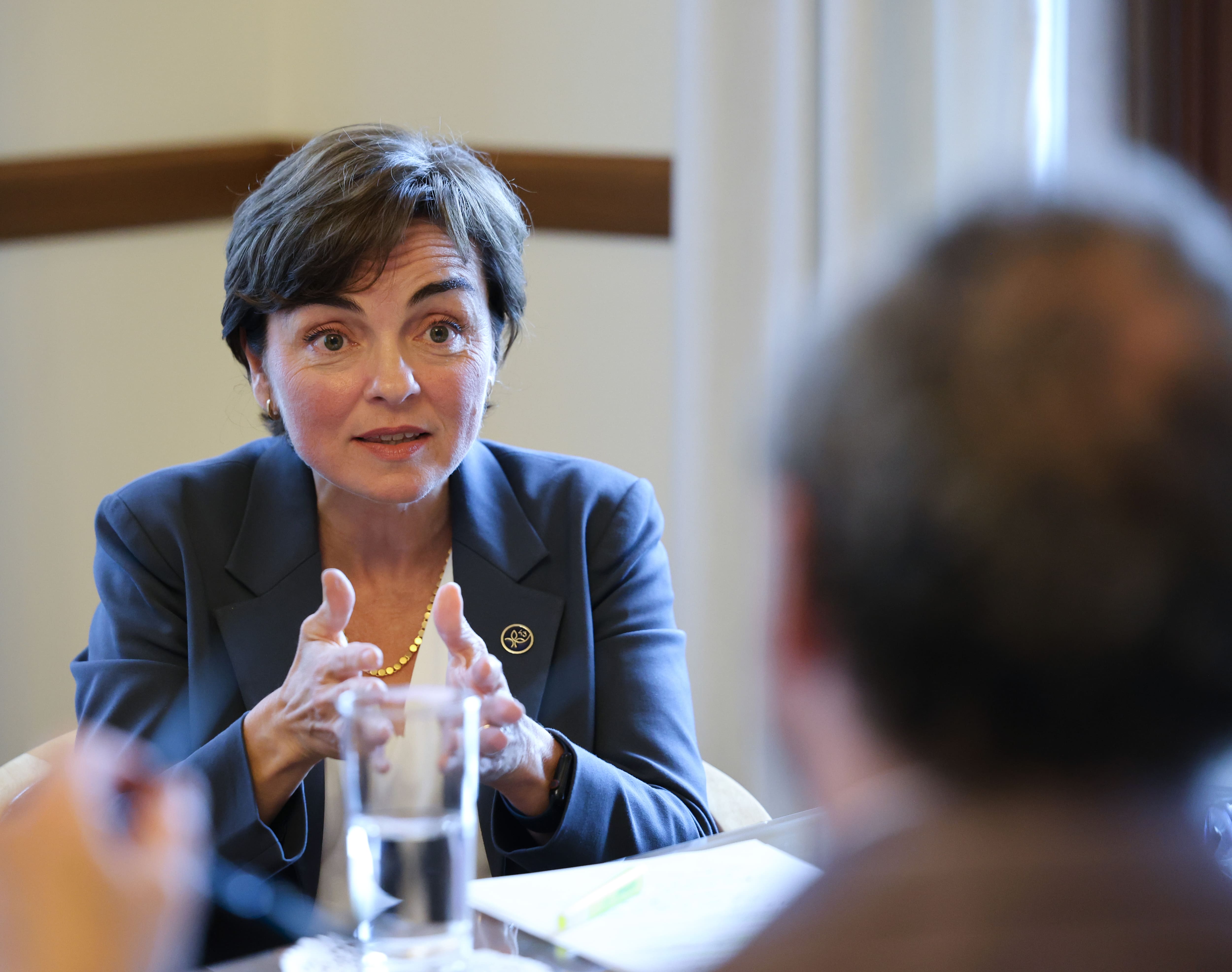 Fréchette misera sur l'aide aux familles et accuse Duhaime d'attaquer l'autonomie des femmes