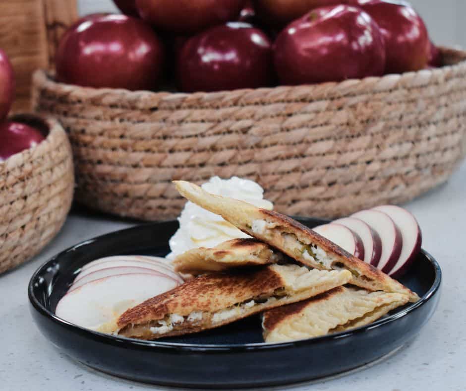 Croque-monsieur sucré à la pomme