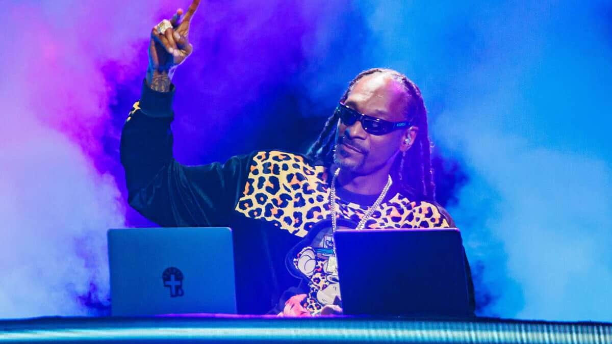 Snoop Dogg: la femme qui accuse le rappeur d’agression sexuelle relance sa plainte