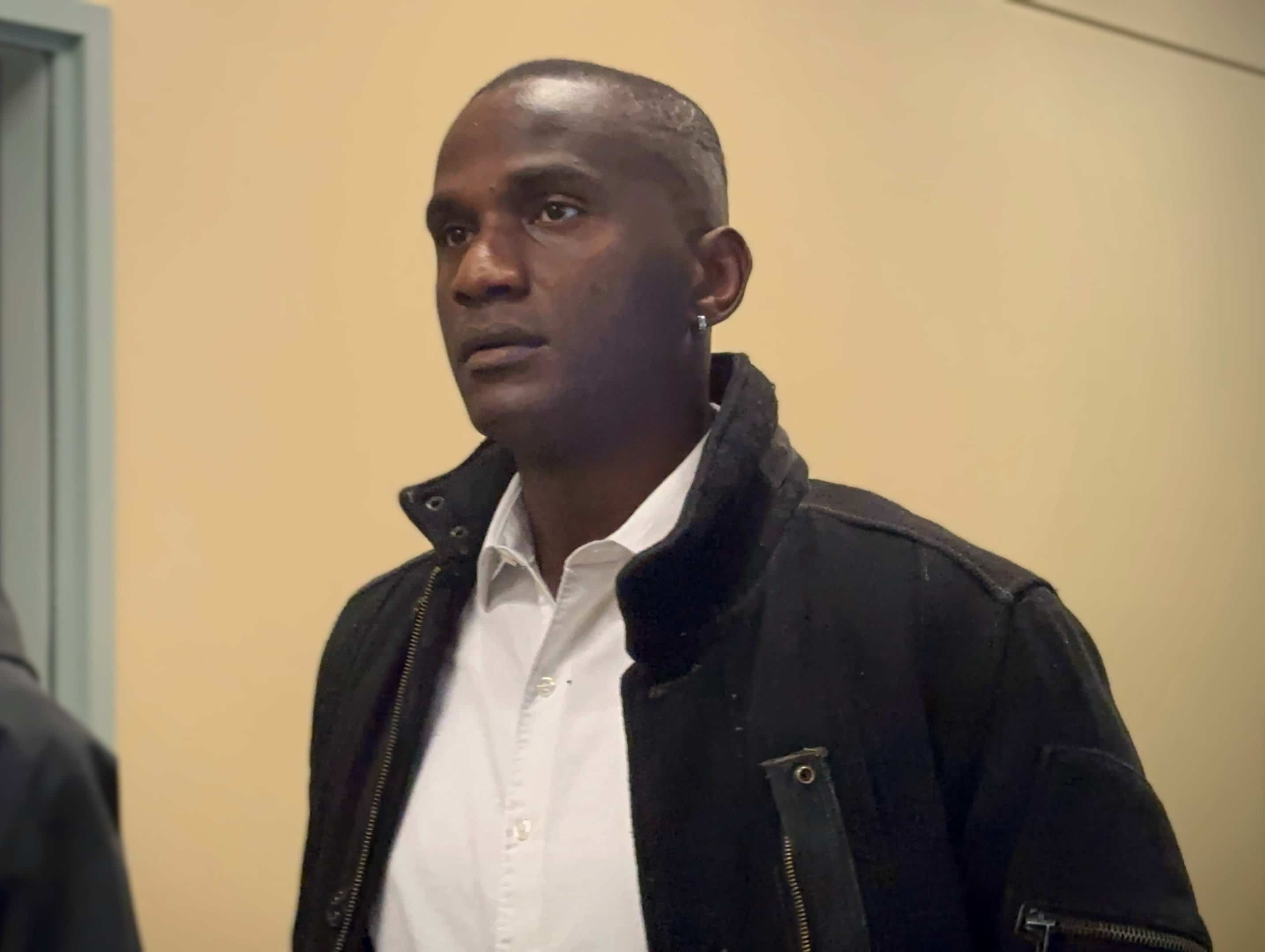 Prêt à avouer ses crimes... sauf s'il a le cancer | JDQ