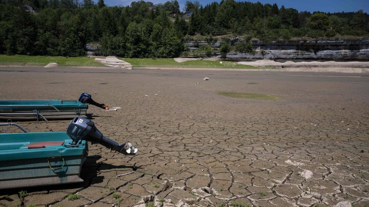 Nouvelle vague de chaleur en France, désormais totalement touchée par la sécheresse