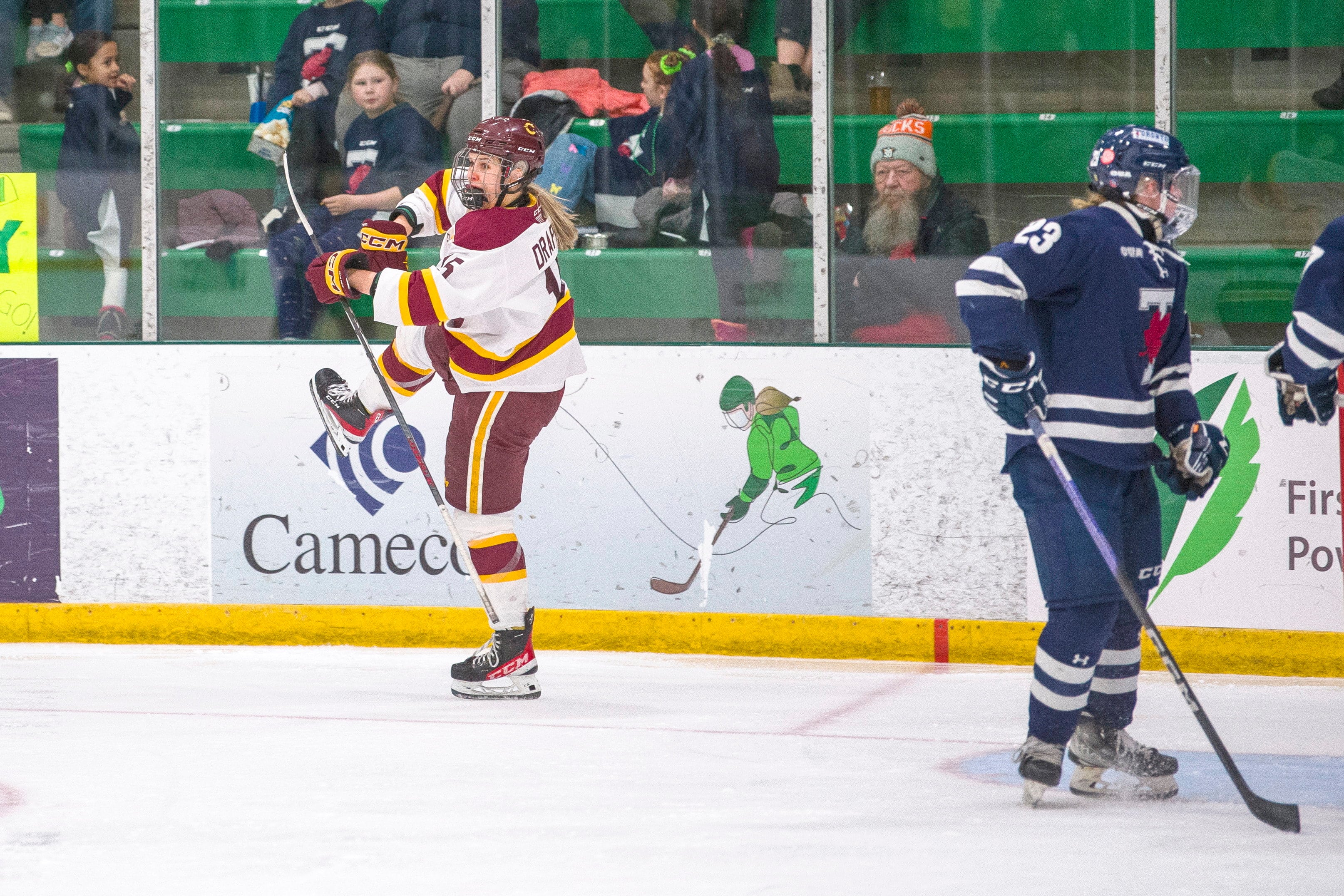 Jessymaude Drapeau no uniforme dos Stingers de Concordia.
