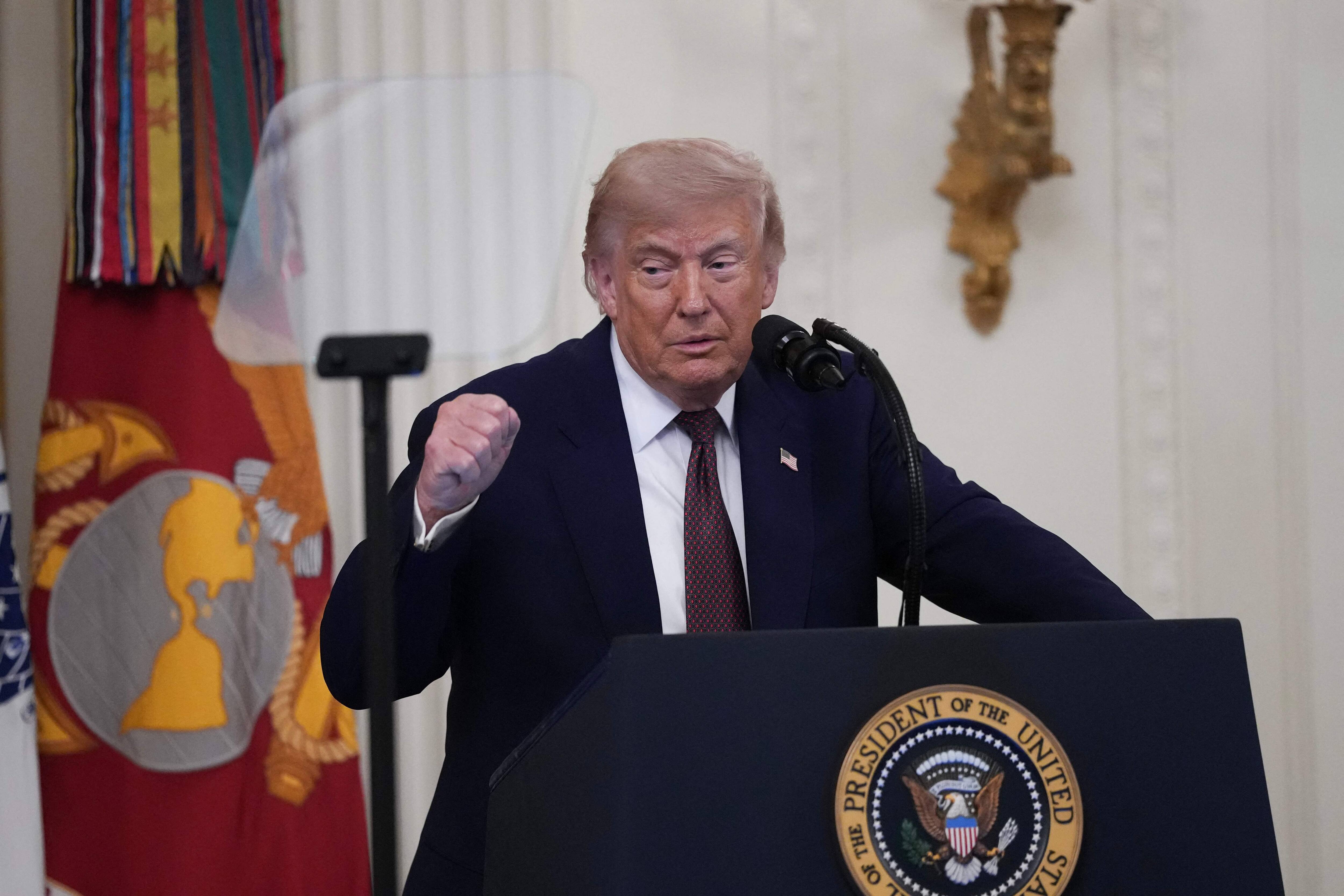 État de santé de Trump: une «illusion de transparence» de la Maison-Blanche, craint un neurologue