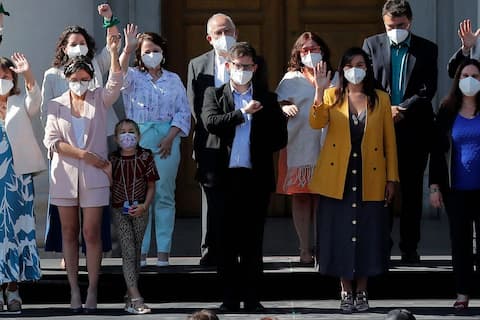 Au Chili, Boric dévoile un gouvernement pluriel, jeune et majoritairement féminin