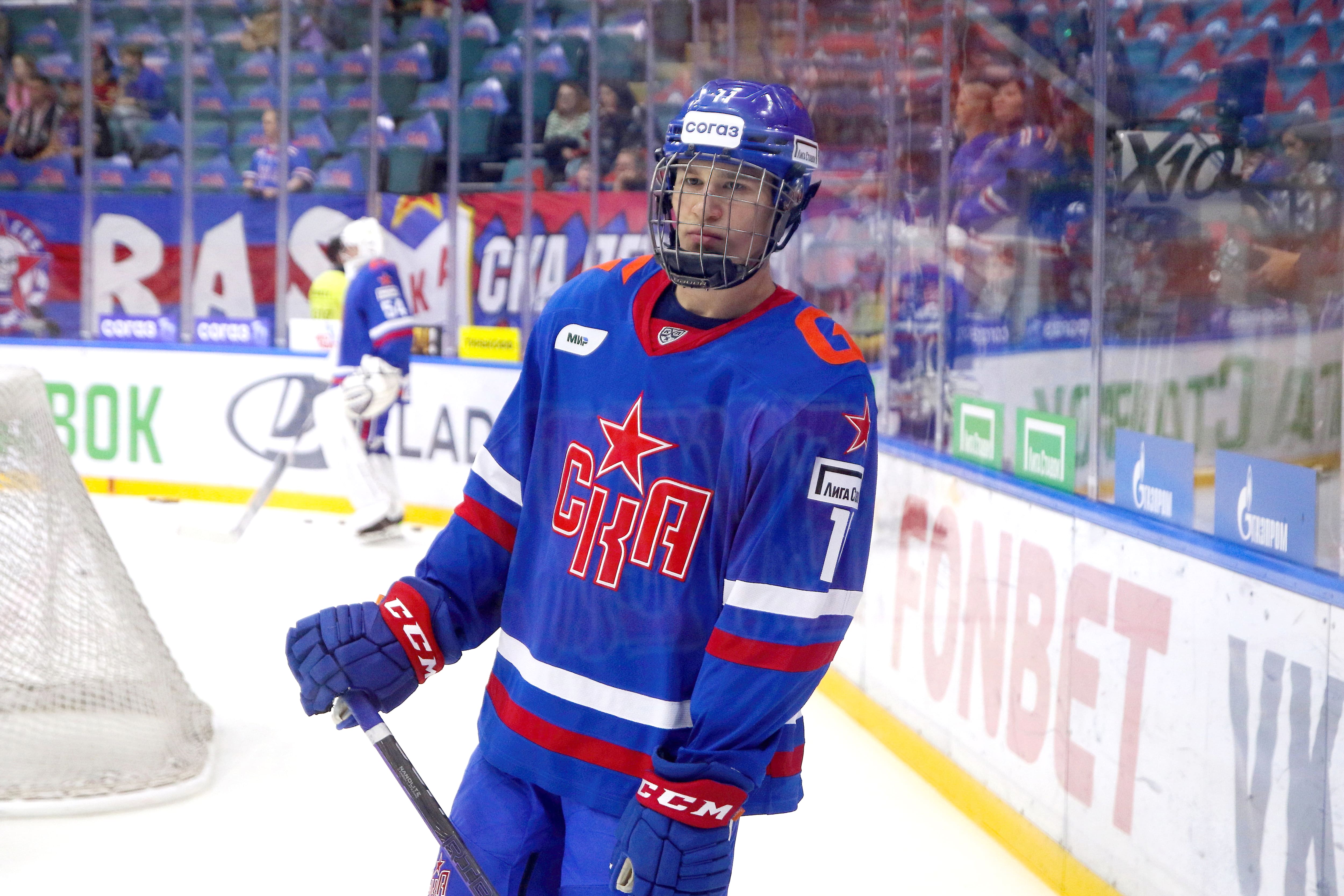 En uniforme, Ivan Demidov ne joue pas une seule seconde
