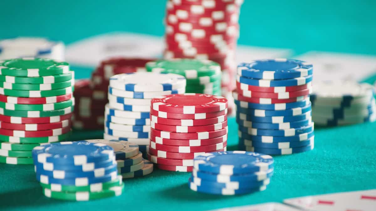 Une veuve de 60 ans dépendante au jeu avec des dettes de 38 000$