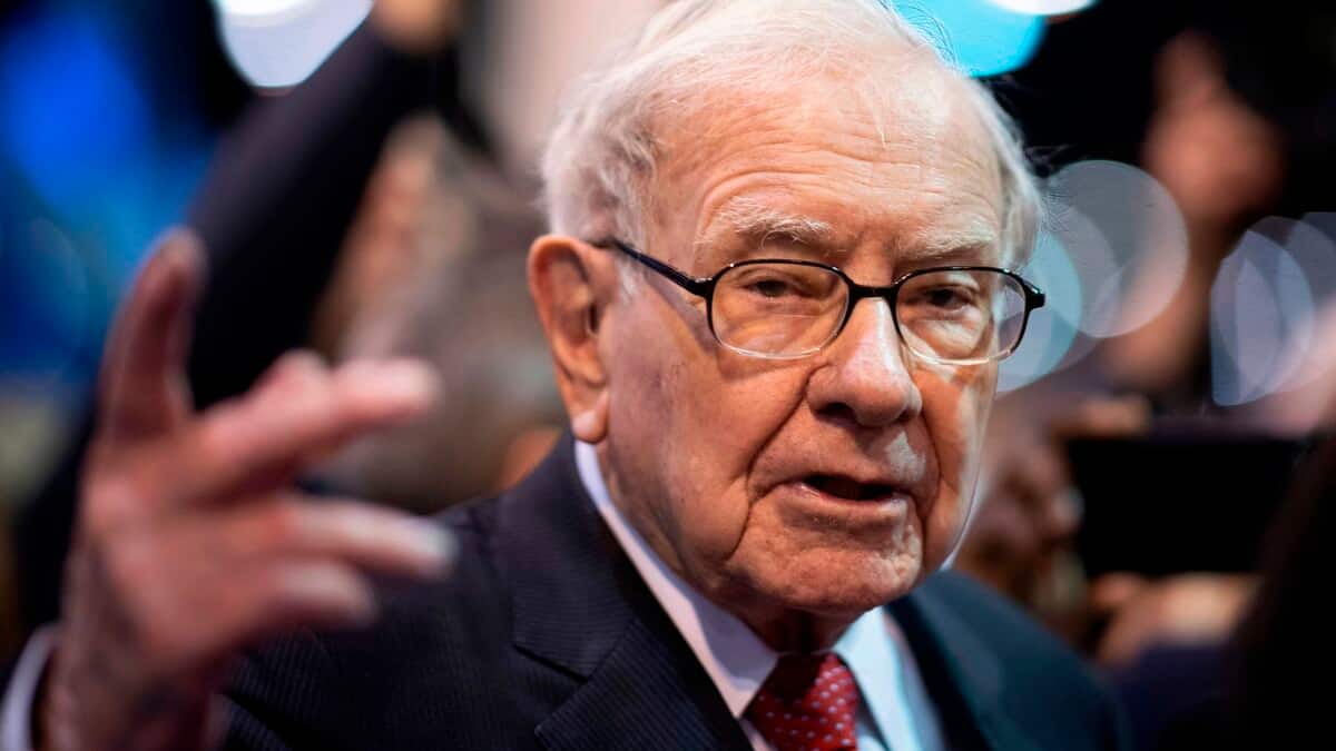 L’investisseur Warren Buffett annonce qu’il quittera la tête de son groupe à la fin de l’année