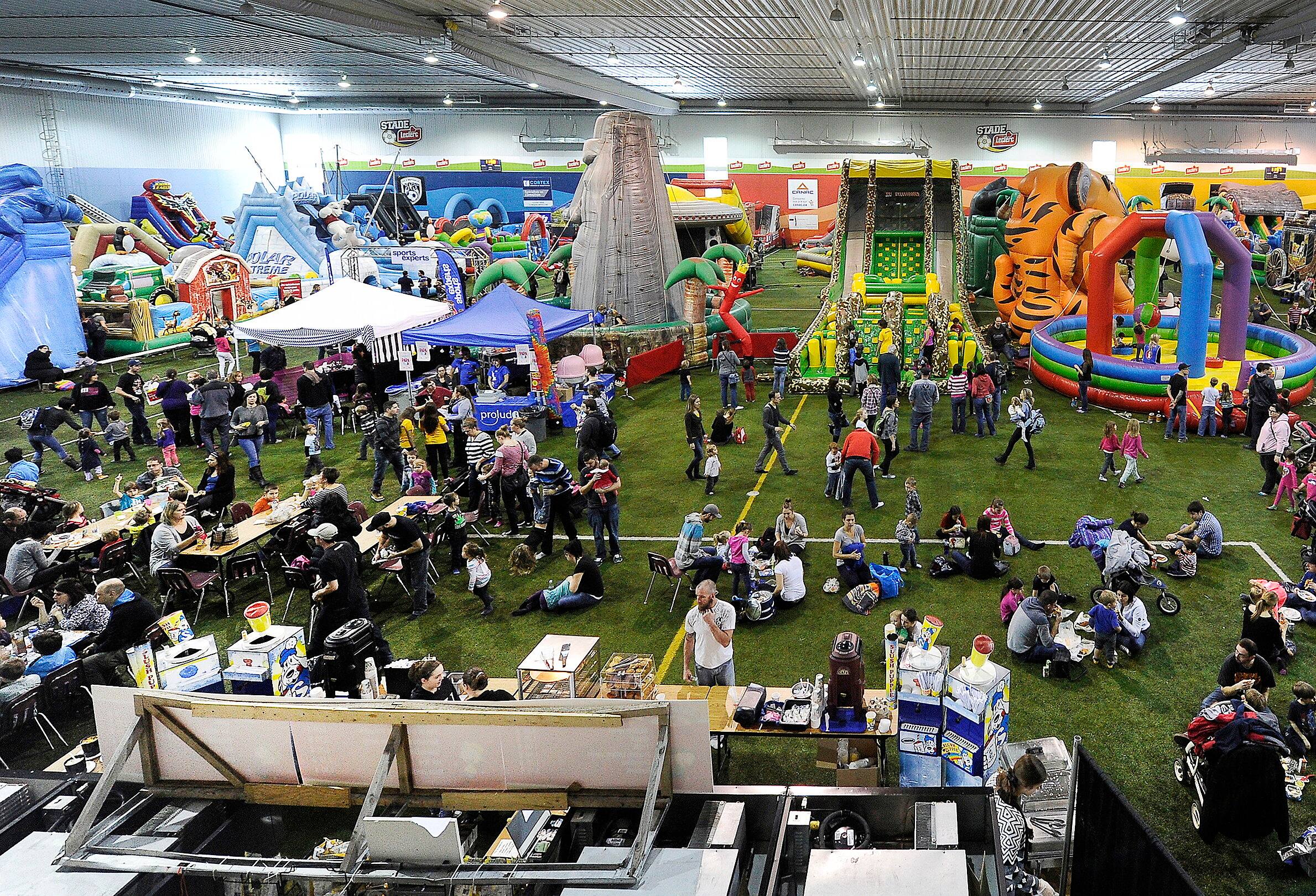 Every year Proludik organizes a mega-festival in Quebec and installs additional games in the games. This is the 2015 edition at Leclerc Stadium.