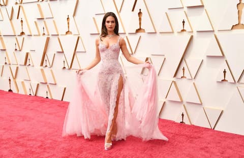 15 looks that marked the last 10 Oscar ceremonies