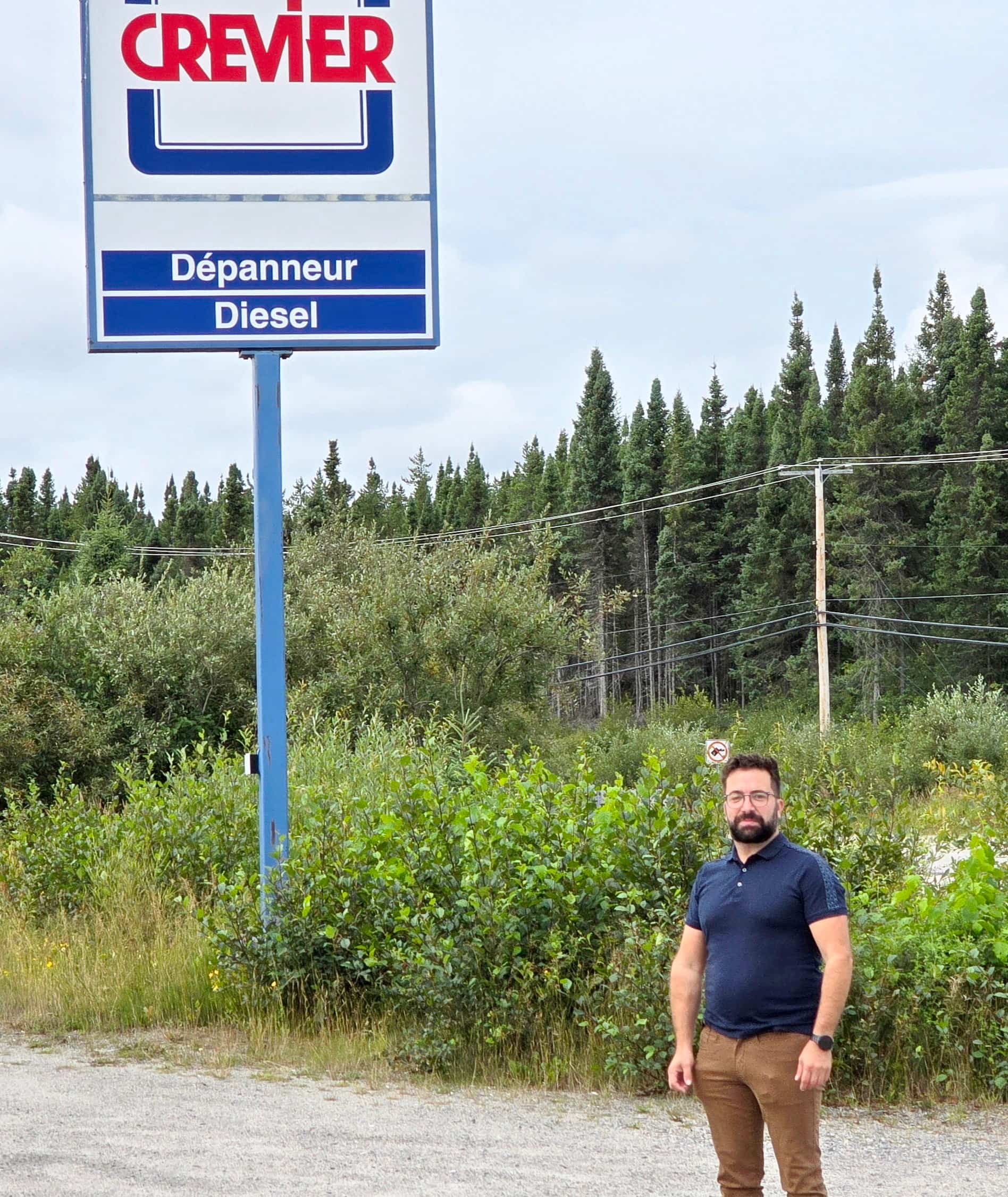 « On va moins souvent à la pompe » : De l’essence à 2,37 $ dans ce village du Québec