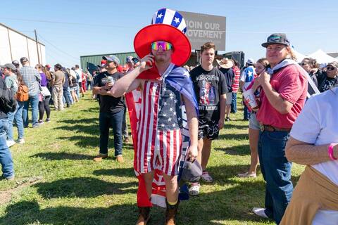 Trump, anti-federalizmin eski kalesi Waco'daki toplantıda