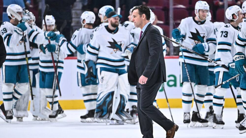 Les Sharks congédient leur instructeur-chef