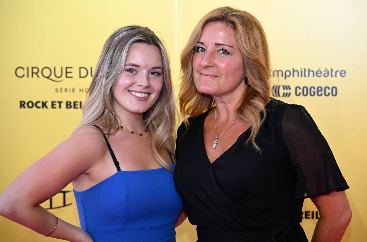 [PHOTOS]  Descubre los looks veraniegos de nuestras estrellas en la alfombra roja del espectáculo homenaje a RBO firmado por el Cirque du Soleil 