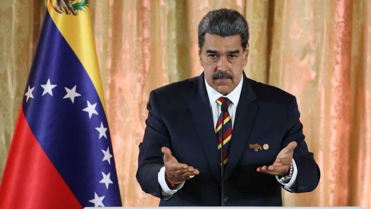 Venezuela: Maduro laisse entendre un possible soulèvement de l'armée en cas de victoire de son opposant