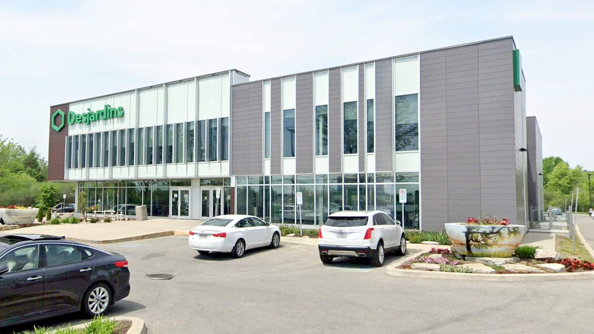 Une ex-employée de Desjardins ouvrait de faux comptes pour des fraudeurs en échange d'argent