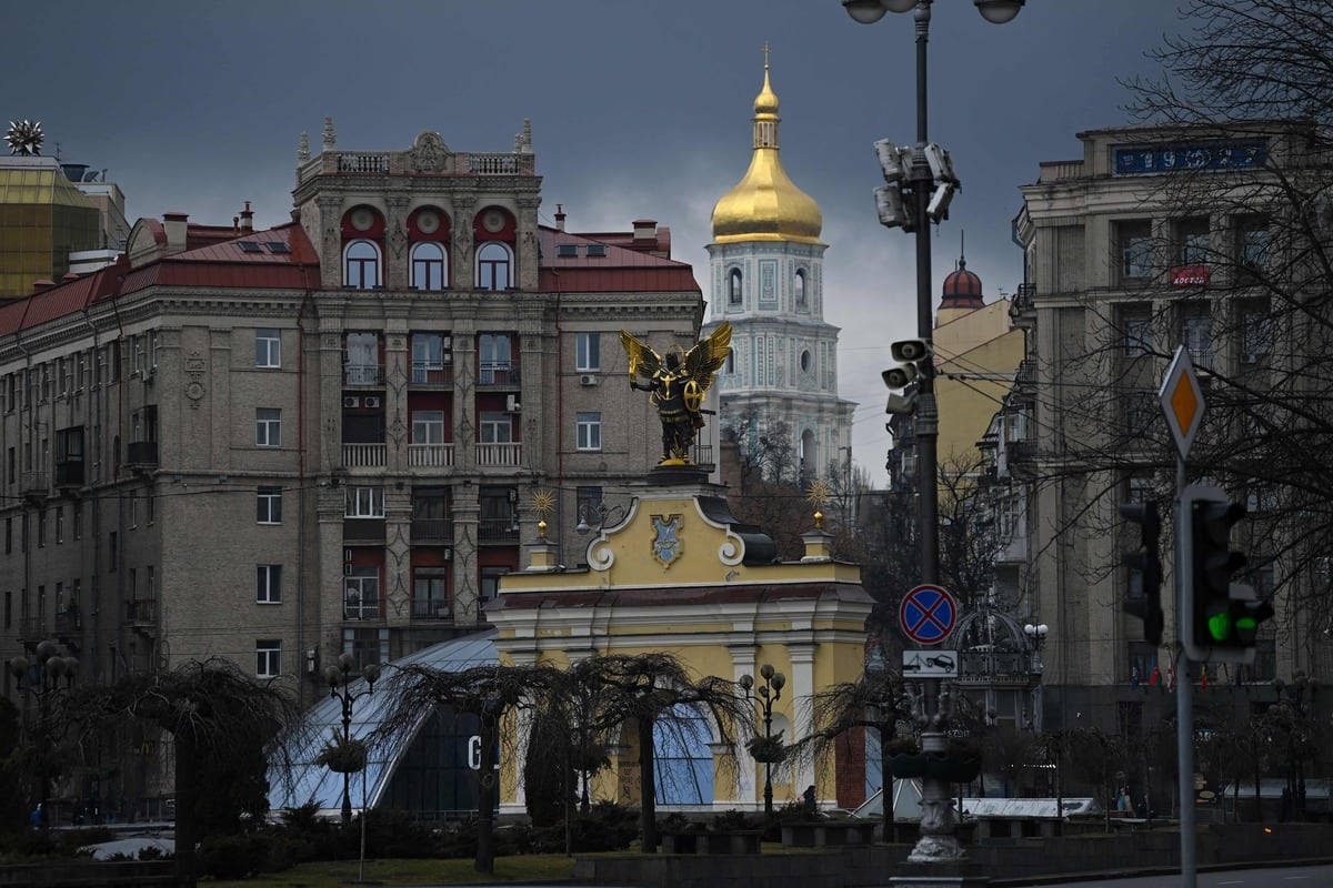 Ukraine : explosions entendues dans le centre de Kiev