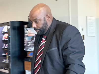 40 mois de pénitencier pour un agent de la DPJ qui a abusé d'une ado | JDM