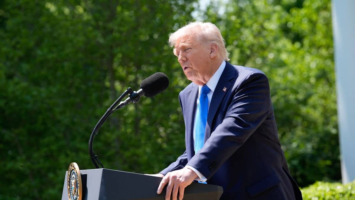 «C'est une période de transition»: Trump assure que l'économie va décoller, mais reconnaît un risque de récession