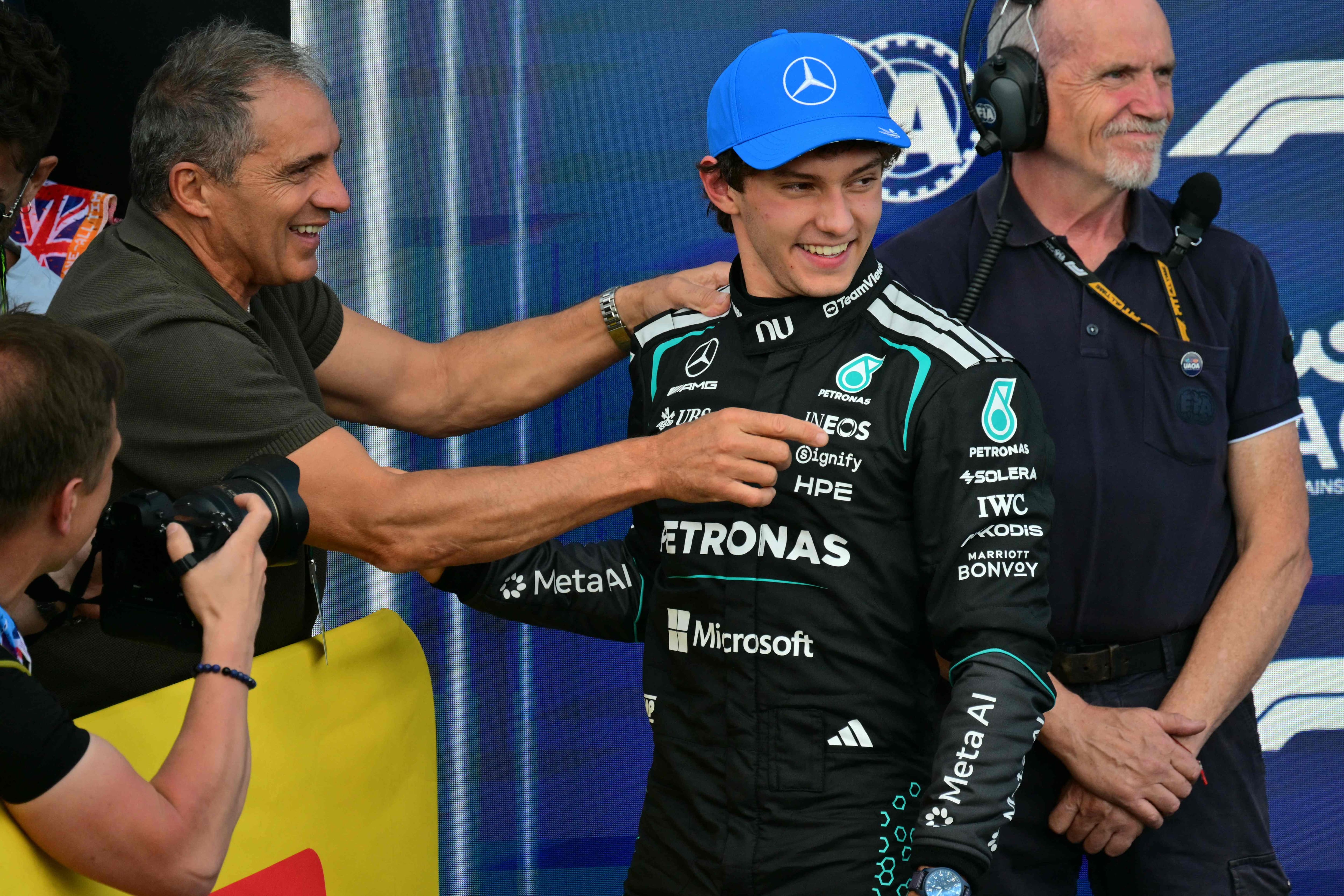 Kimi Antonelli obtient la position de tête à Silverstone