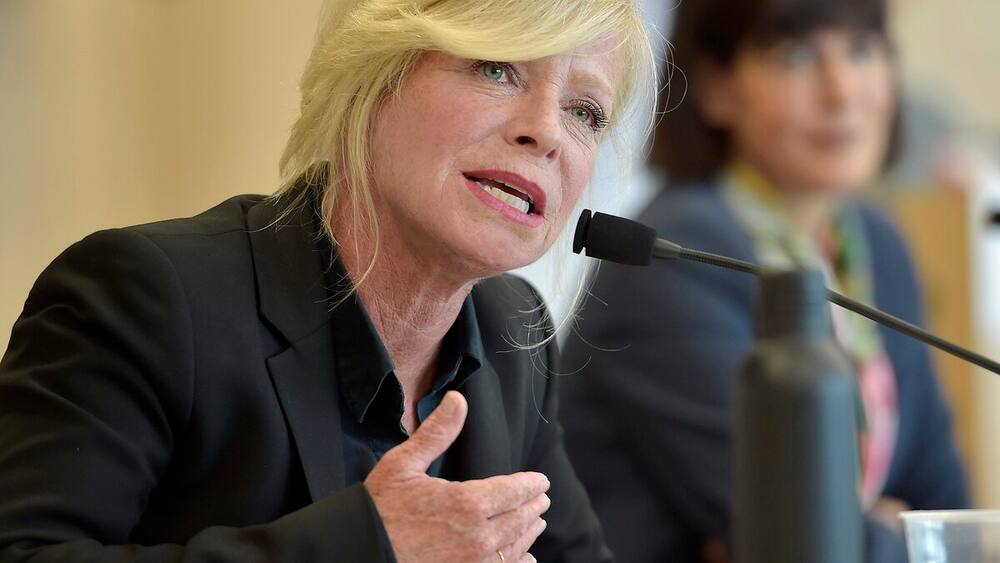 Cafouillage au Grand Prix de F1: «Je suis très gênée», dit la ministre Proulx