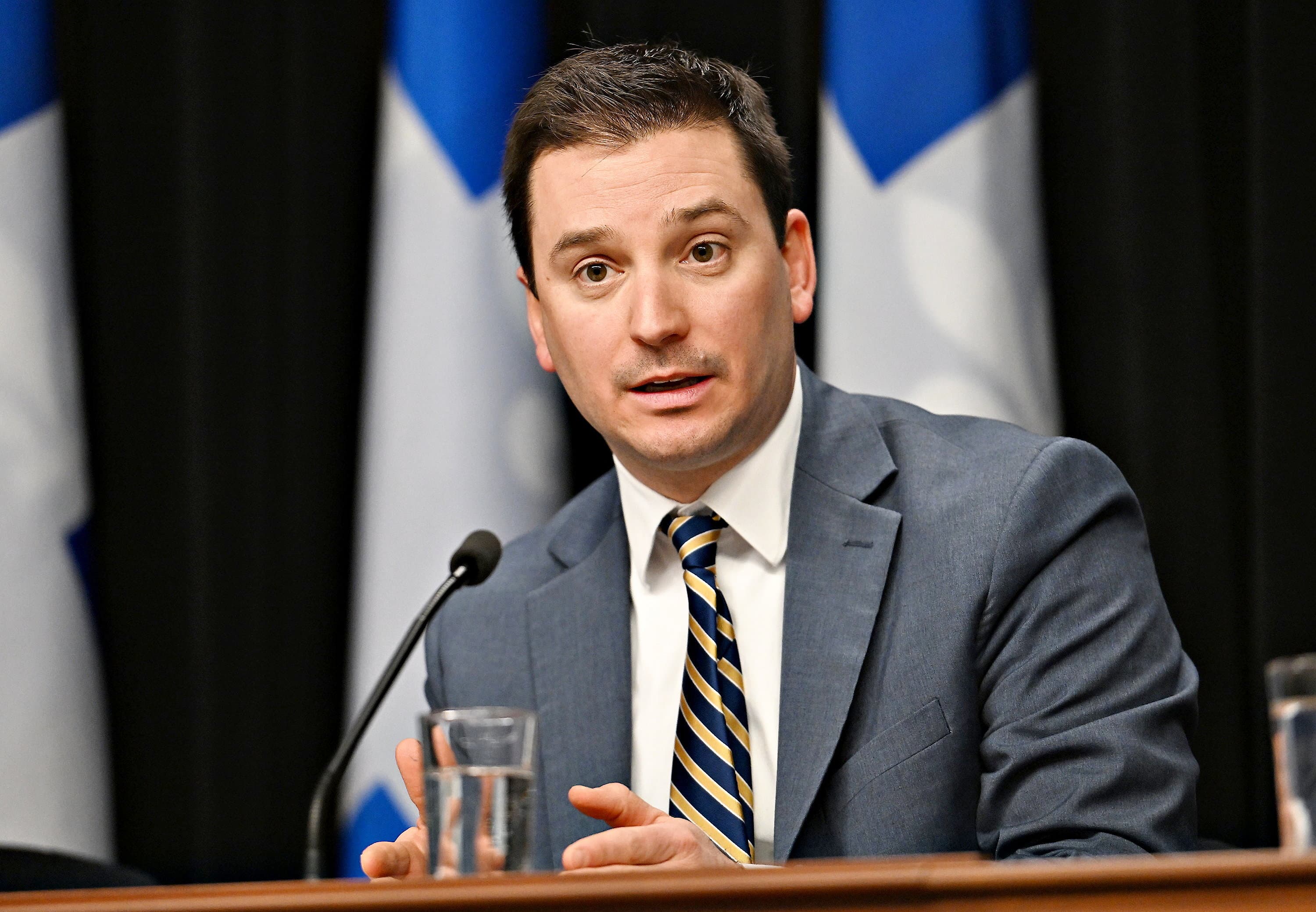 Qu&eacute;bec veut suspendre jusqu&rsquo;&agrave; six mois sans salaire les juges qui d&eacute;rapent