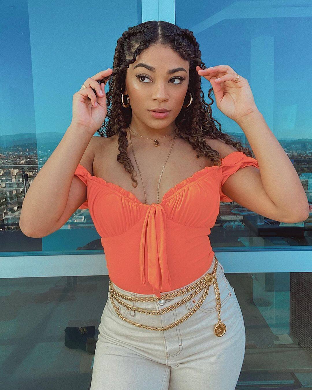 10 idées de coiffures pour cheveux bouclés