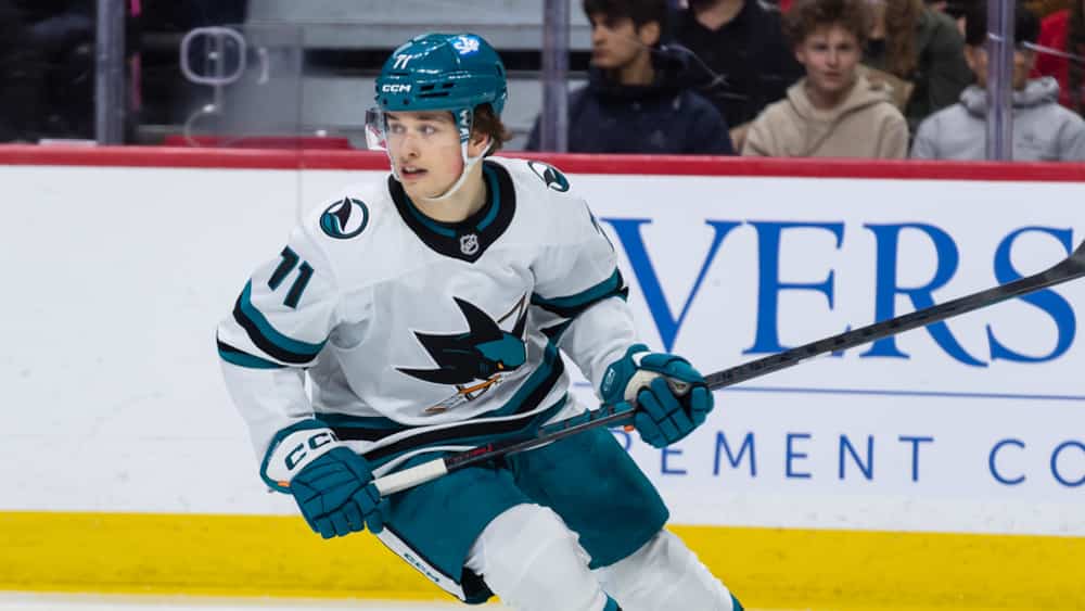 100 points pour Macklin Celebrini: l’un des meilleurs jeunes de l’histoire de la LNH