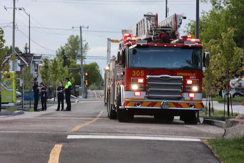 Quebec firefighters' nautical squad specially intervened this Sunday to find two young men who went missing in the Saint-Charles River in Quebec.