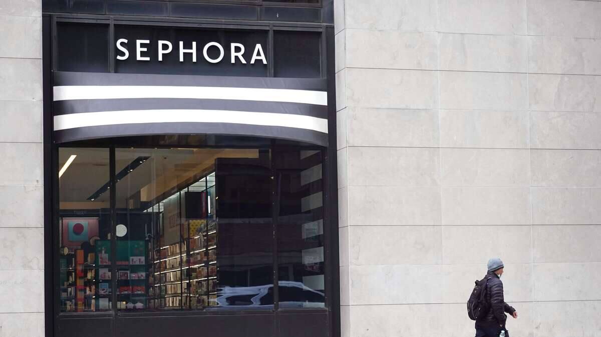Sephora cède ses boutiques en Russie à son directeur général local