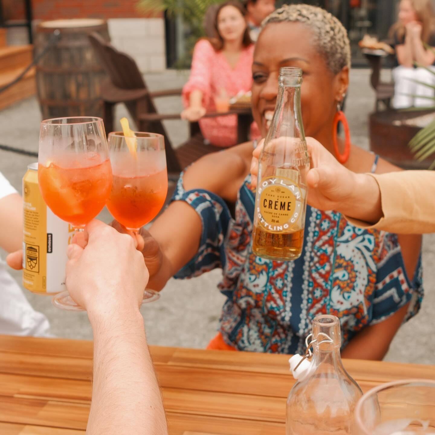 Cette terrasse sera votre nouveau repère estival