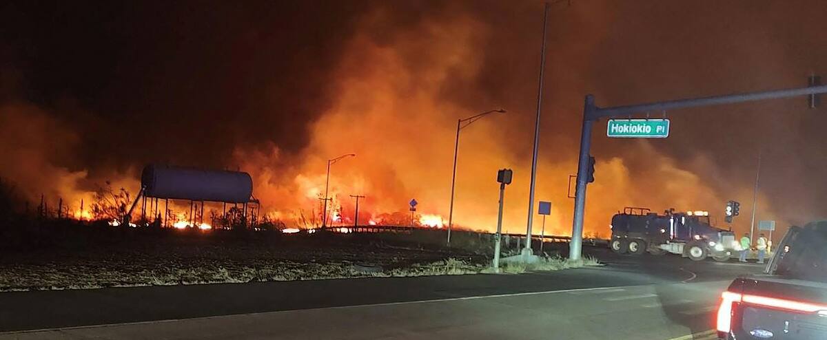 Feux de forêt à Hawaii: des personnes «sautent dans l’océan» pour échapper aux flammes