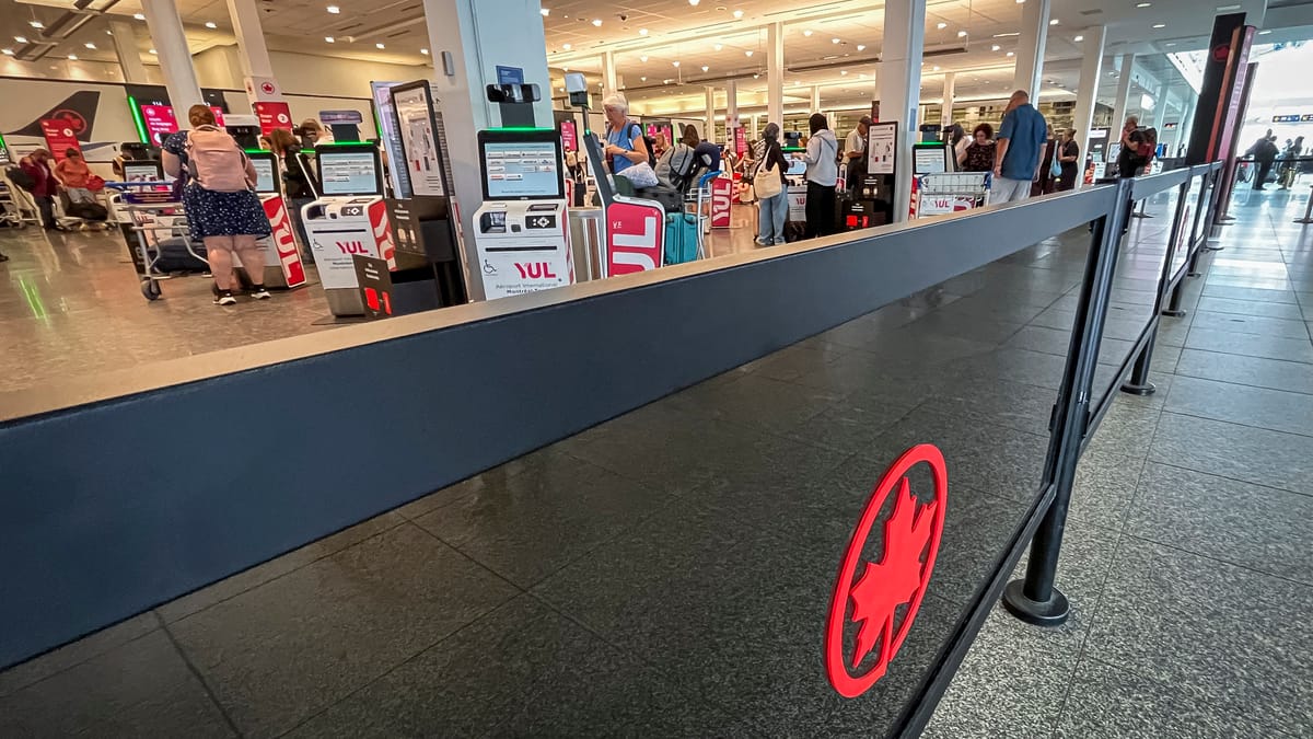 Grève chez Air Canada : Ottawa observe, le chaos continue pour les voyageurs