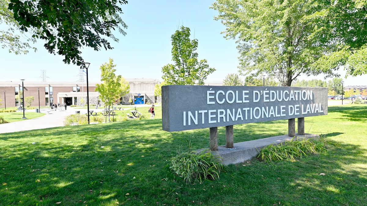 École de Laval contaminée à l’amiante : deux écoles devront se partager les salles de classes et les horaires