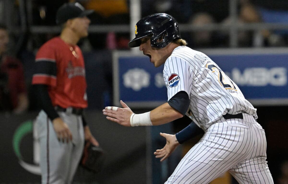 Les Capitales &agrave; une victoire du championnat