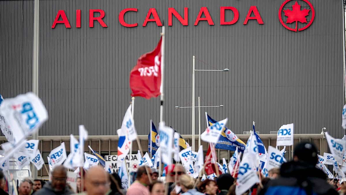 Entente conclue avec les agents de bord: Air Canada reprend graduellement ses vols