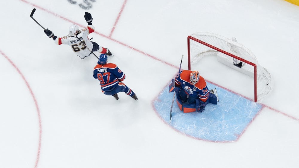 Brad Marchand a dormi comme un bébé malgré son but en deuxième prolongation