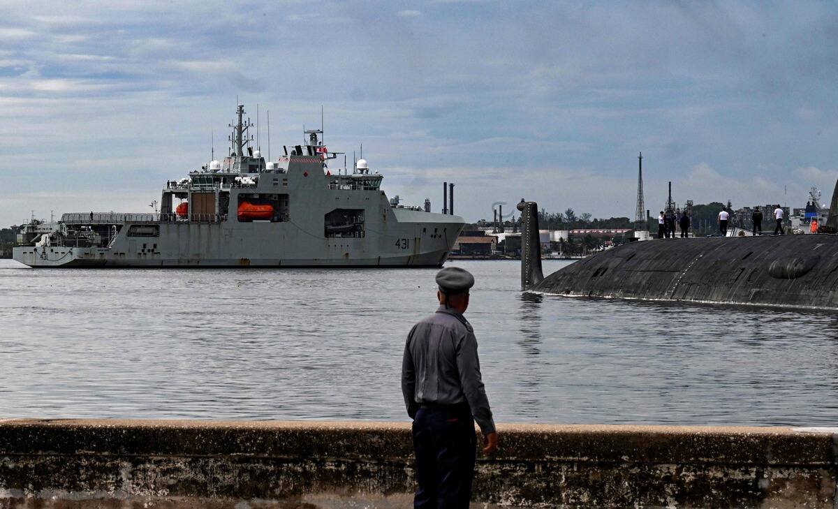 Après les navires russes et américains, un bateau de guerre canadien ...