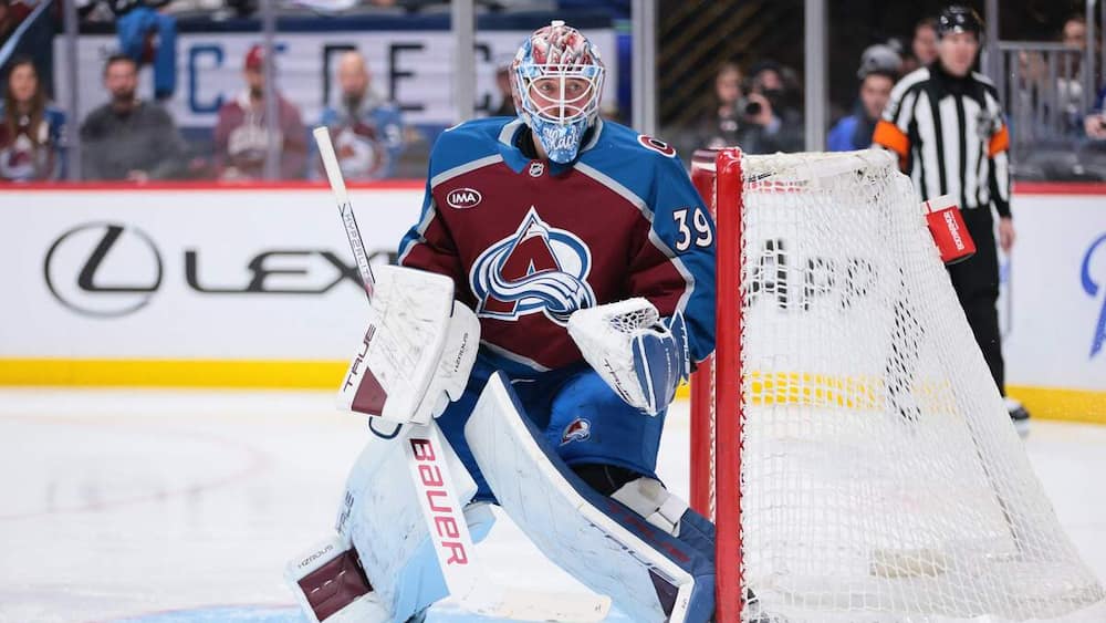 Premier match en séries : Blackwood donne de l’espoir à Montembeault