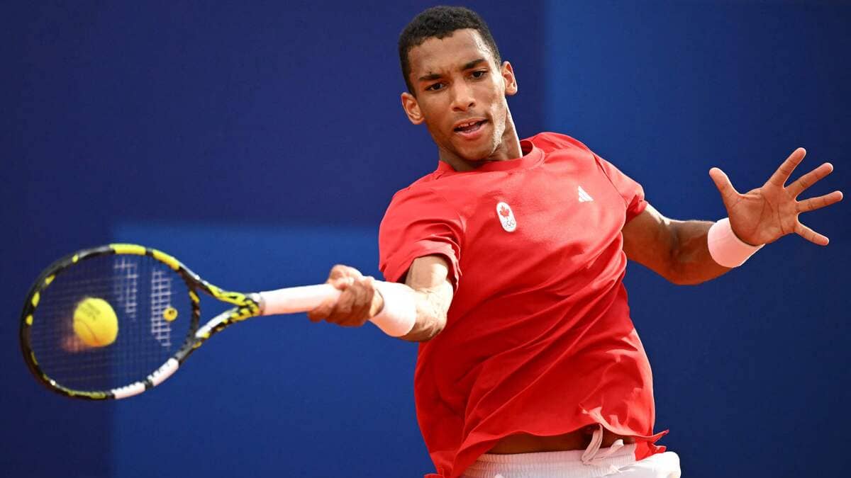 Félix Auger-Aliassime se rapproche d’une médaille olympique en simple